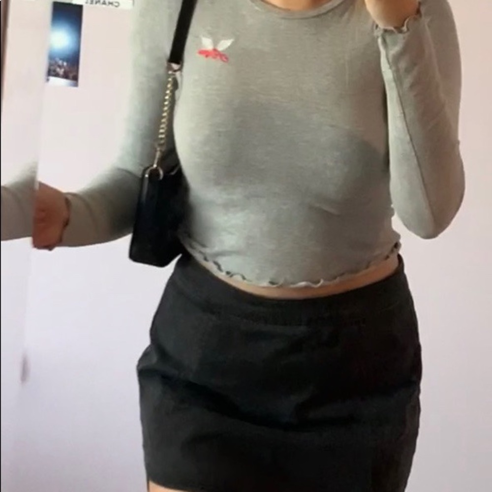 Lettuce edge/hem angel embroidered long sleeve